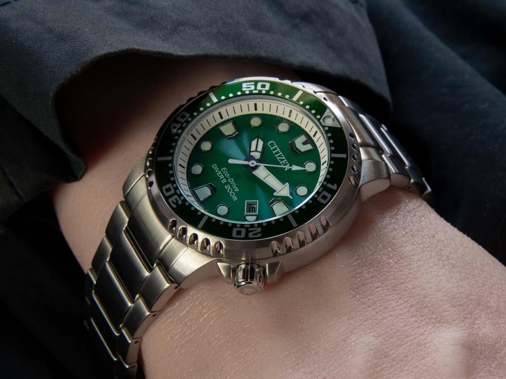 Reloj de Cuarzo Citizen Promaster, 44 mm, Verde, 20 atm, BN0158-85X