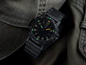 Reloj de Cuarzo Luminox Leatherback Sea Turtle, Negro, CARBONOX™, 44 mm, XS.0330