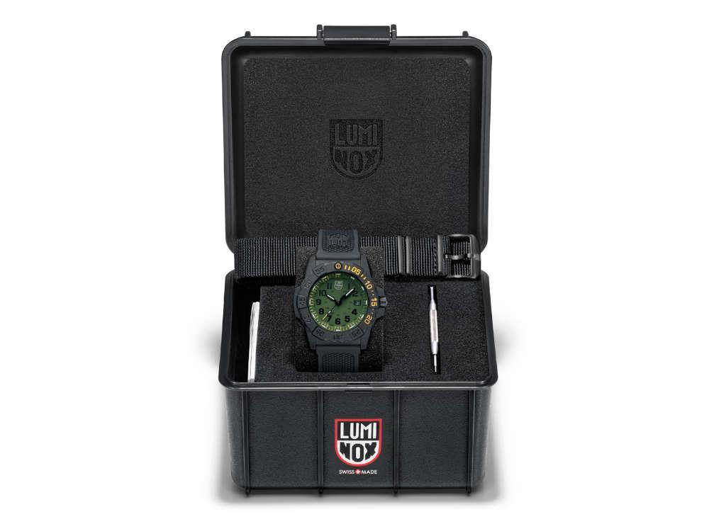 Reloj de Cuarzo Luminox Sea Navy Seal, Verde, CARBONOX™, 45 mm, XS.3517.NSF.SET