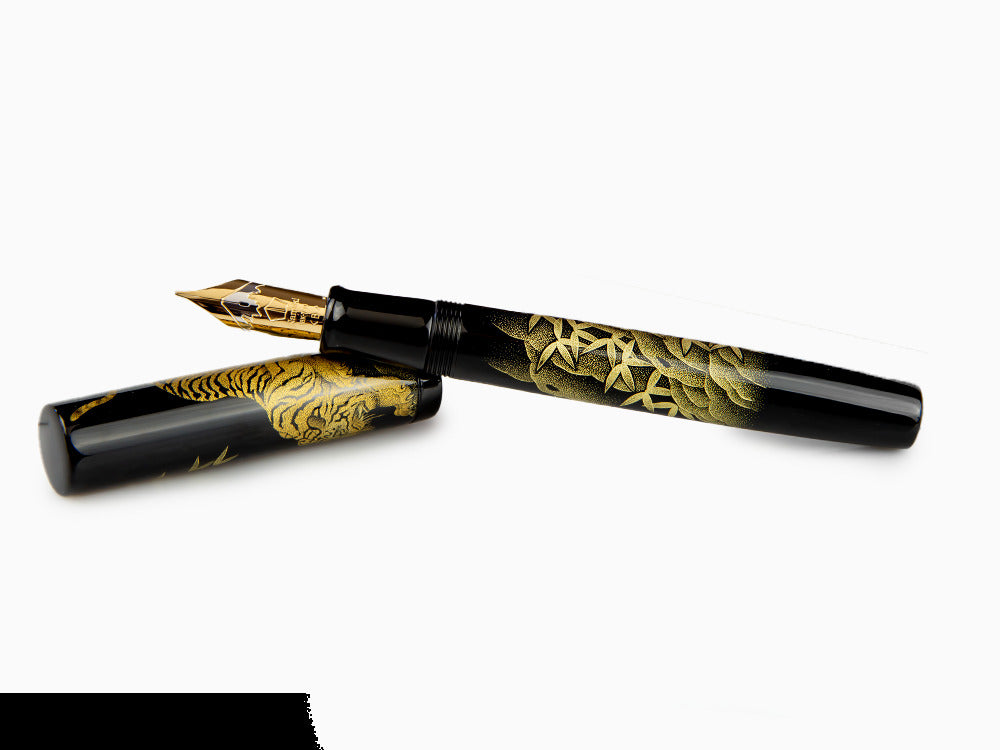 Pluma Estilográfica Namiki Chinkin Tiger, Laca Urushi, Adornos en oro