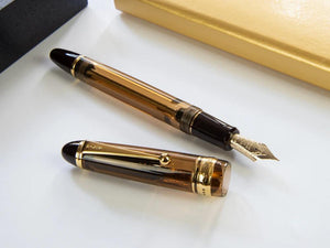 Pluma Estilográfica Pilot Custom 823 Ambar, Resina, Adornos oro, 60556