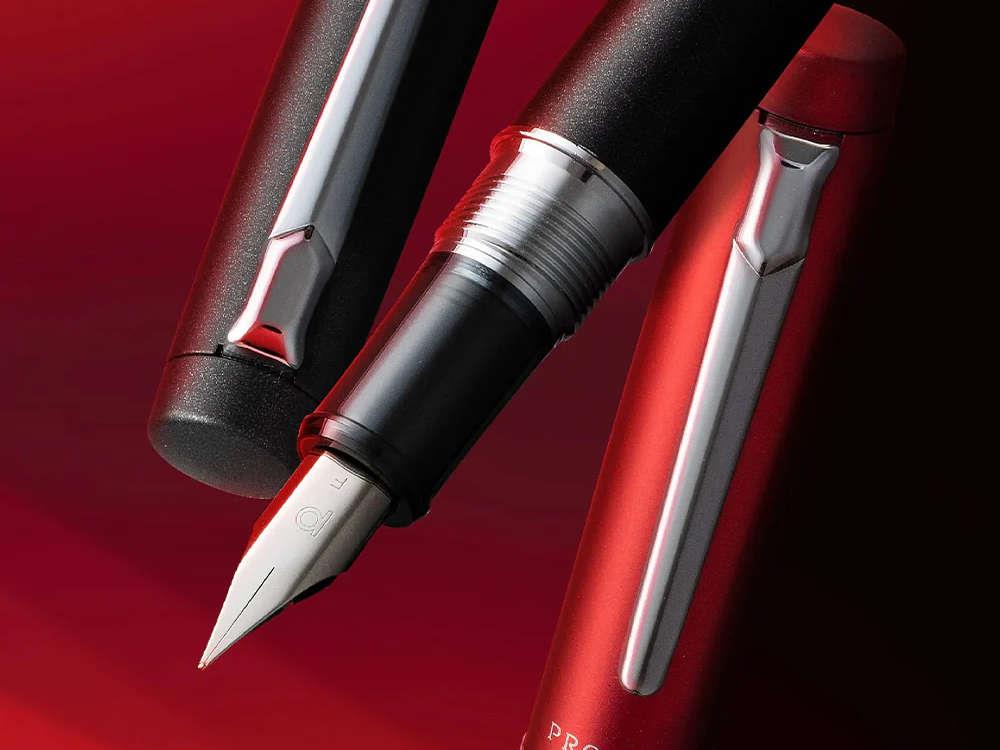 Pluma Estilográfica Platinum Procyon Carmine Red, Rojo, PNS-5000-10